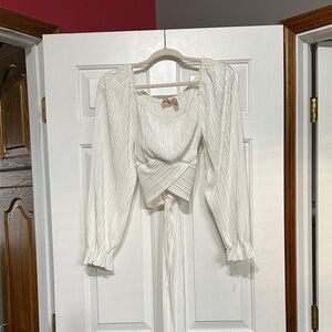 NWOT Willow and root tie back top